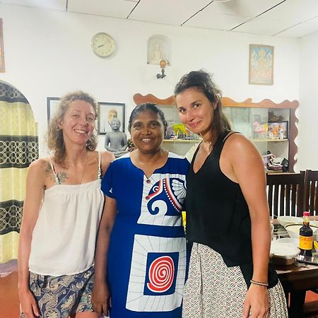 Chithra Homestay Tangalle Esterno foto