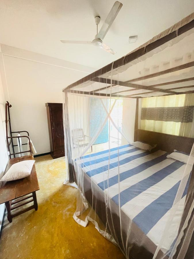 Chithra Homestay Tangalle Esterno foto